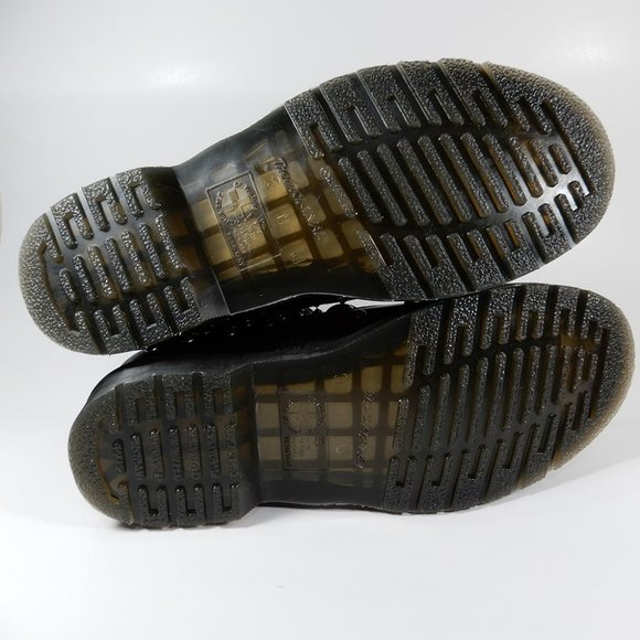 Dr. Martens 1460 Stud Wanama Combat BOOTS Size 7 Black Leather 8-Eye NEW - Picture 13 of 13